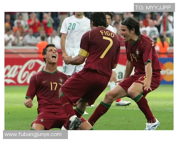 广州足球队的拼搏历程与荣耀时刻深度解析