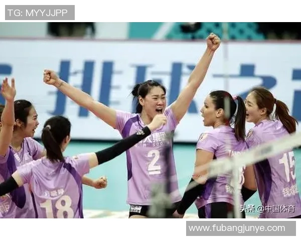 走近绿茵传奇透视足球明星背后的故事与梦想 走近绿茵传奇透视足球明星背后的故事与梦想